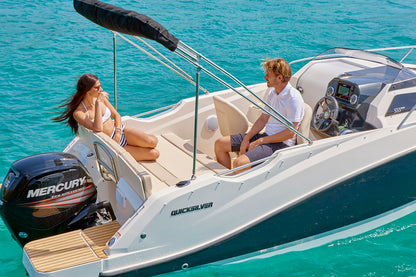 Quicksilver Activ 555 Cabin