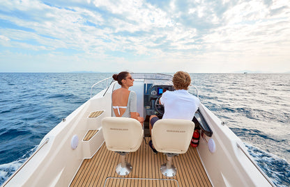 Quicksilver Activ 555 Cabin