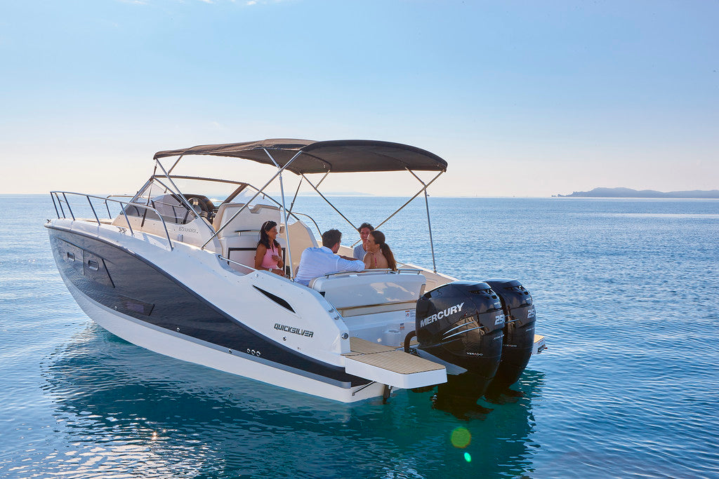Quicksilver Activ 805 Sundeck