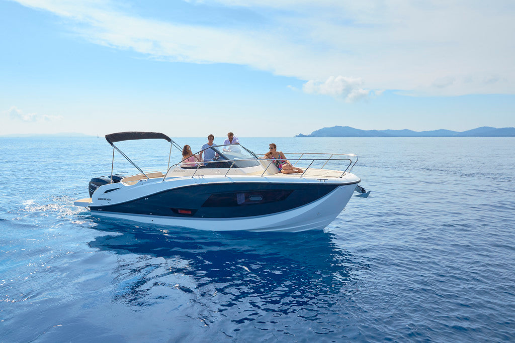 Quicksilver Activ 805 Sundeck