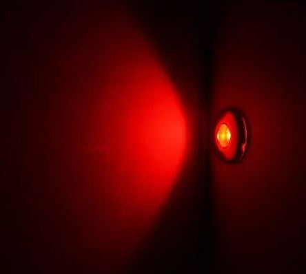 Hollex LED traplamp 12V rood met afwerkring (010142)